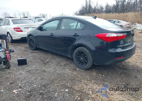 2015 Kia Forte Lx z USA, uszkodzony, nr VIN KNAFX4A67F5404535